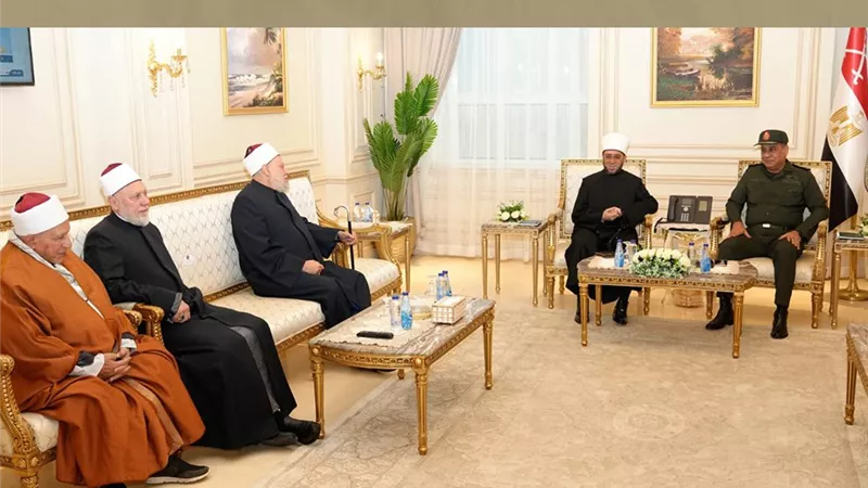 مجلس علمي بالأكاديمية العسكرية لمناقشة دراسات ما بعد الدكتوراه|صور