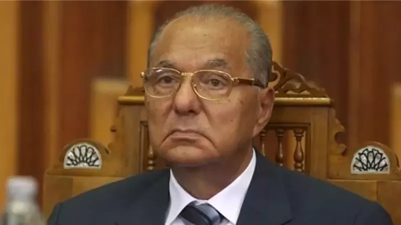 الأديب والمفكر والفيلسوف.. قصة حياة محمود حمدي زقزوق في ذكرى مولده