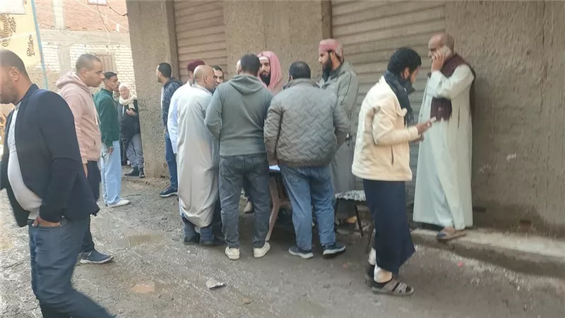 إقبال المواطنين على التصويت في جولة الإعادة لانتخابات النواب بالبحيرة