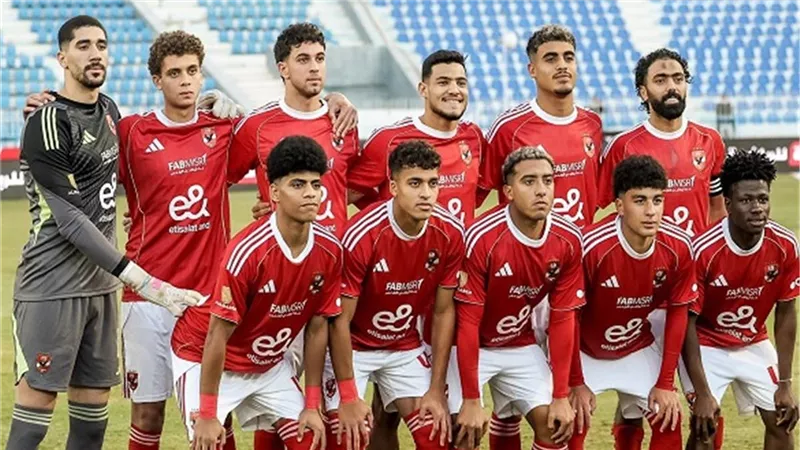 حمزة عبدالكريم يقود الهجوم.. تشكيل الأهلي لمواجهة المقاولون العرب