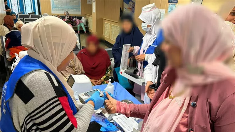 «أنتِ الأساس».. فحوصات وخدمات مجانية بفعالية صحة المرأة بالسويس| صور