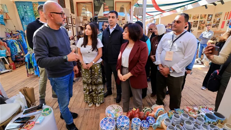 «التضامن الاجتماعي» تفتتح معرض 