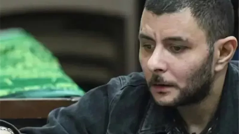 «كله بياخد اللقطّة».. عمر فاروق الفيشاوي يعلق على واقعة انفعال شقيقه أحمد 