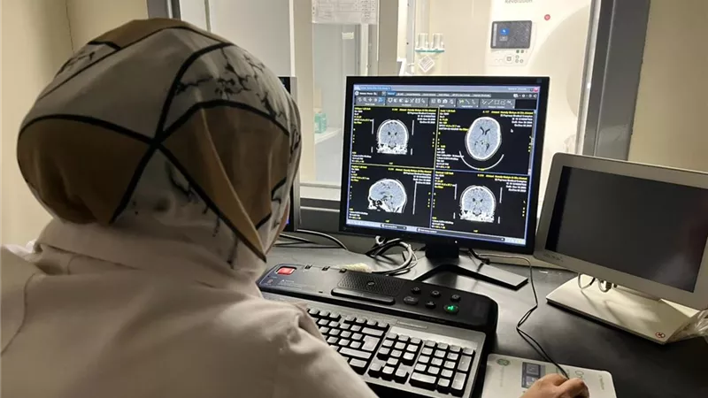 الرعاية الصحية تستعرض إنجازات التأمين الصحي الشامل بمحافظات إقليم القناة