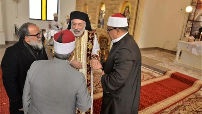 خريجو الأزهر يشاركون في افتتاح كنيسة القديس بطرس بالمنيا الجديدة