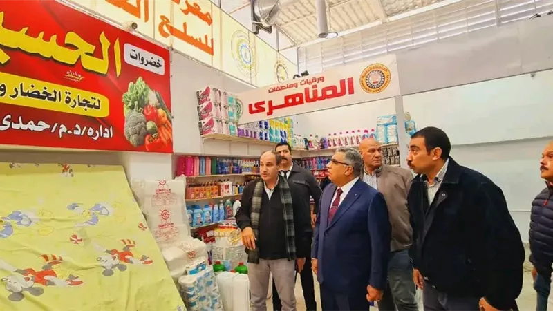 محافظ الدقهلية يتابع تسكين التجار والتشغيل التجريبي للمعرض الدائم بحي غرب