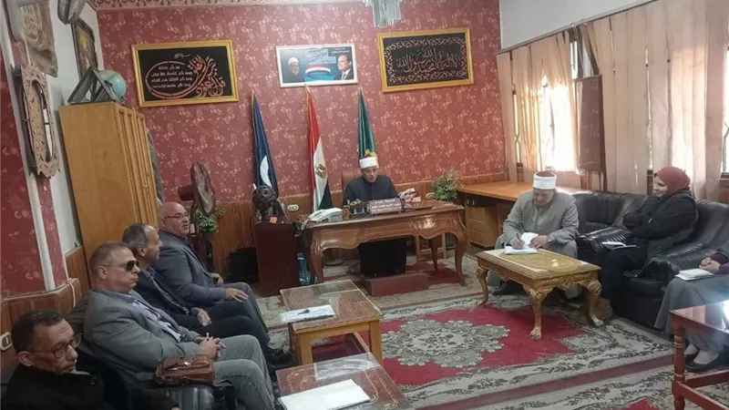 رئيس منطقة القليوبية الأزهرية يترأس اجتماعا استعدادا لامتحان «توفاس»