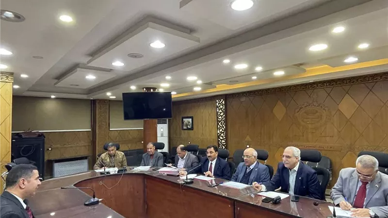 انطلاق أعمال لجنة اختيار قيادات الإدارات التعليمية بالقليوبية