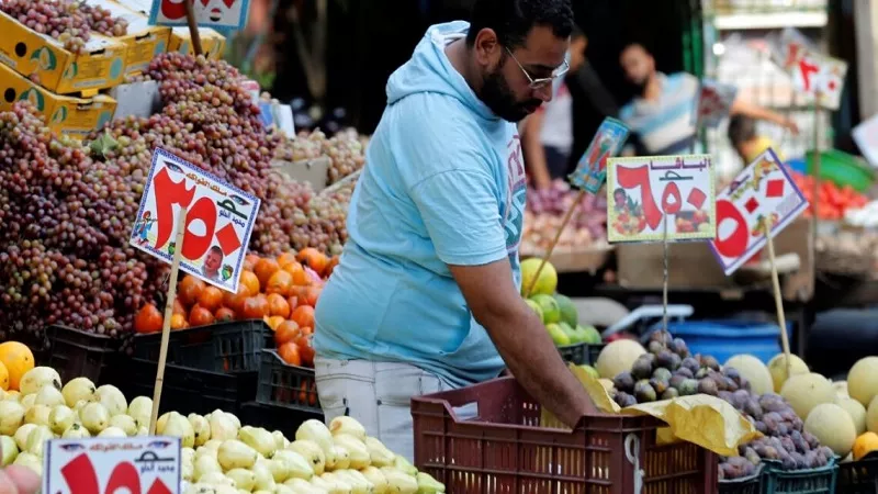 خبير اقتصادي: استقرار الأسعار قريبًا.. ونصائح لإدارة الدخل العائلي 2026
