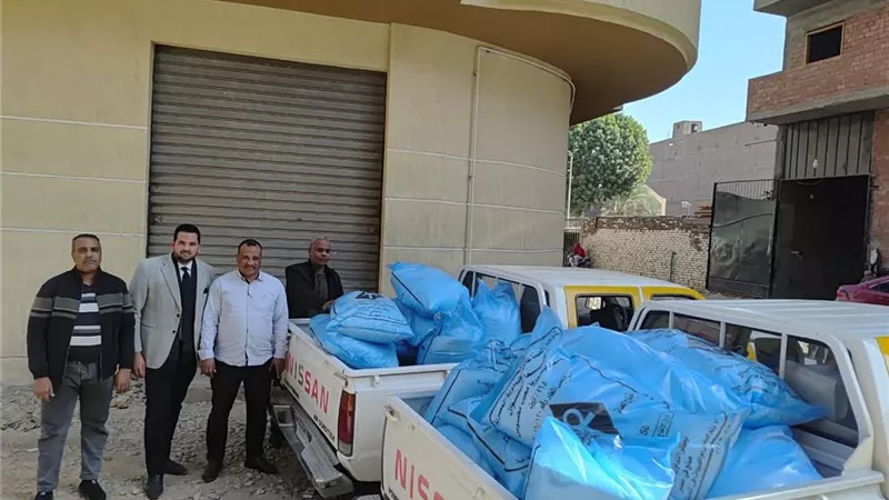 ضبط 1.5 طن سماد يوريا مدعم قبل بيعه فى السوق السوداء بالأقصر