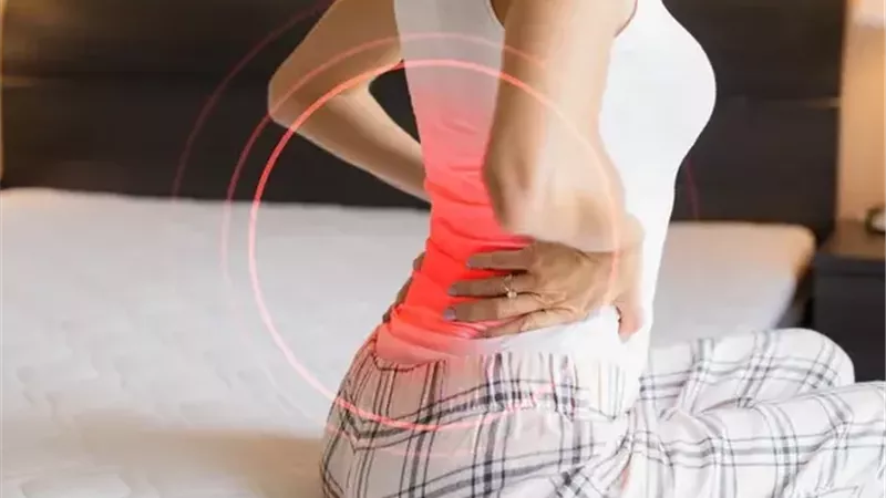 متلازمة المؤخرة الخاملة.. السبب الخفي لآلام الظهر والركبة