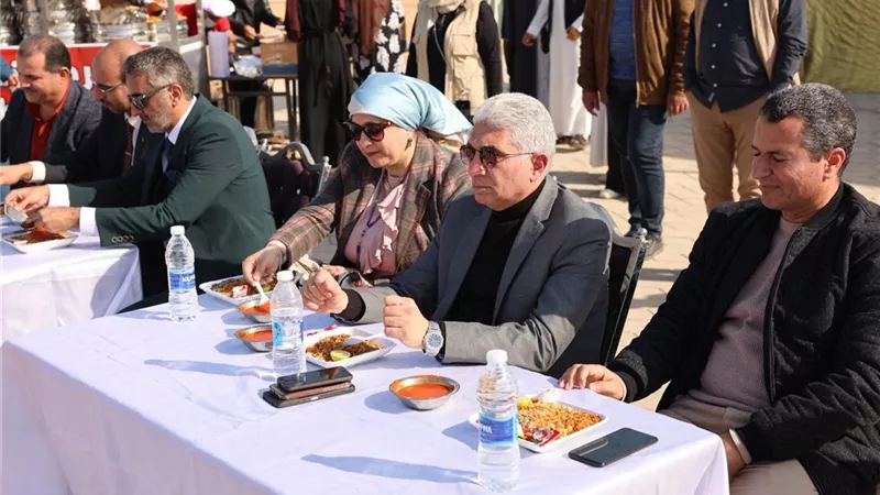 على ممشى المتحف الآتوني.. المنيا تحتفي بتسجيل «الكشري» ضمن قائمة التراث 