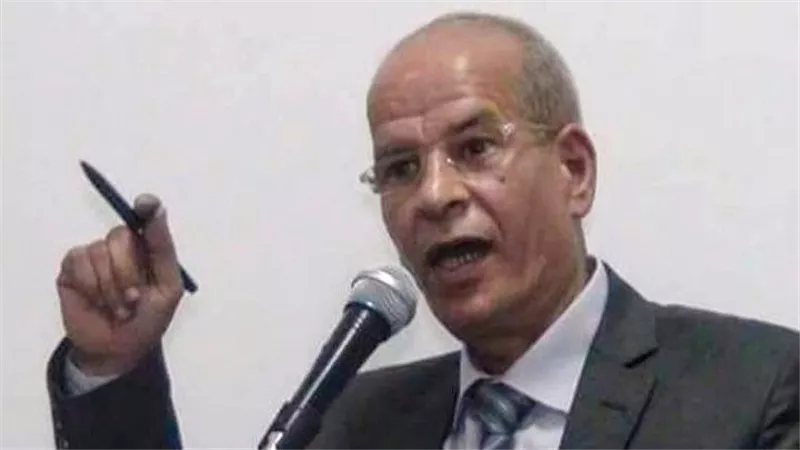 عبدالحافظ بخيت: قرار دار الكتب بشأن يثير تساؤلات حول “الأمن الفكري