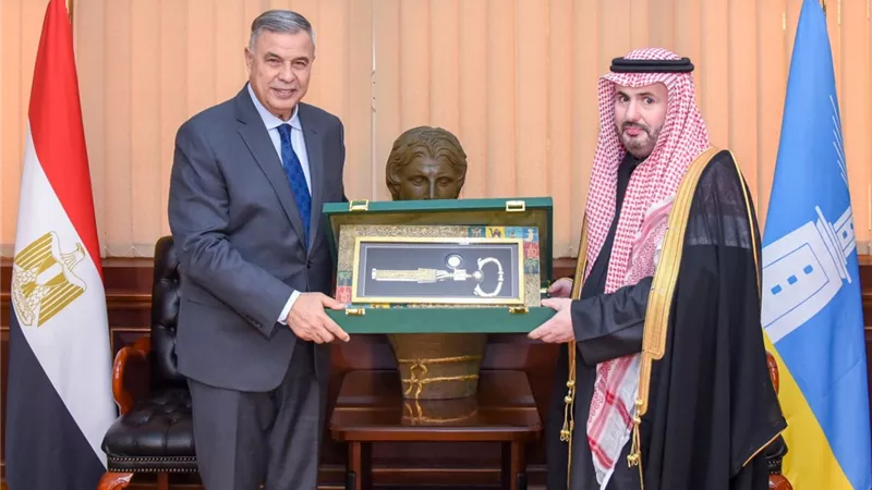 محافظ الإسكندرية يستقبل القنصل العام للمملكة العربية السعودية