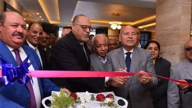 وزير العمل يفتتح المقر الجديد للنقابة العامة للعاملين بالنقل البري