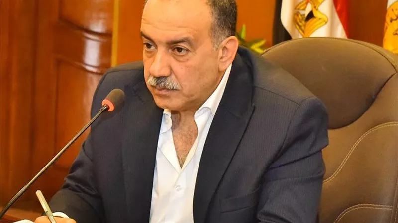 محافظ أسيوط يهنئ الرئيس والمصريين بالعام الجديد