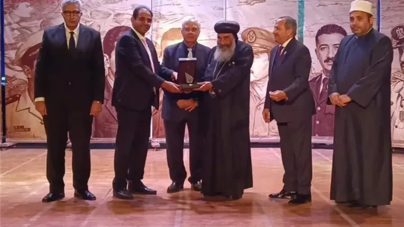 مسيرة عطاء 50 عاما.. جامعة بورسعيد تكرم الأنبا تادرس مطران الإيبارشية 
