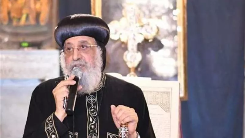 «امتحنوا كل شيء وتمسكوا بالحسن».. رسالة قوية من البابا تواضروس للشباب