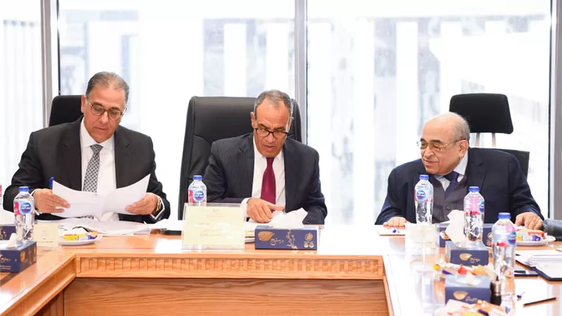 وزير الخارجية يشارك في الاختبار الشفوي للمتقدمين لمسابقة التعيين بالوزارة