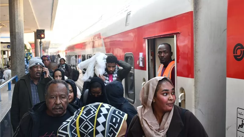 السكة الحديد تسير الرحلة 43 ضمن مشروع العودة الطوعية للأشقاء السودانيين