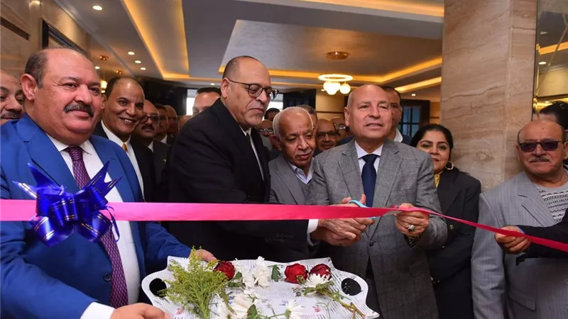 وزير العمل يفتتح المقر الجديد للنقابة العامة للعاملين بالنقل البري| فيديو