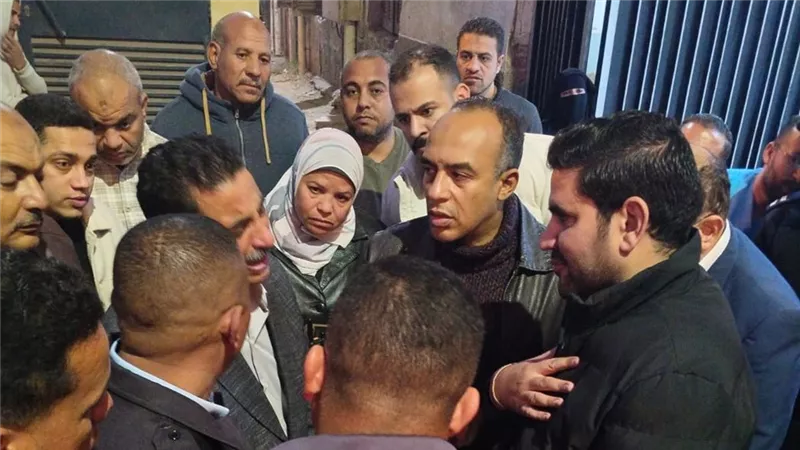 نائب محافظ المنيا يزور مصابي حادث الطريق الصحراوي