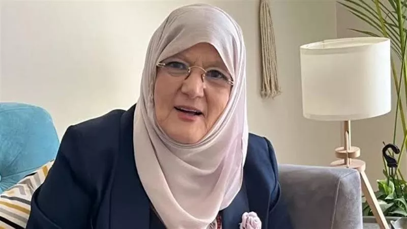 شمس البارودي تصف «الكلاب» بـ«الرُسل».. وأزهري يحذر: «إلا هيبة الدين»