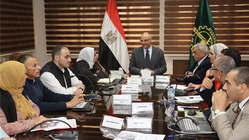 محافظ القليوبية يناقش مستجدات المخطط التفصيلي لمنطقة العكرشة