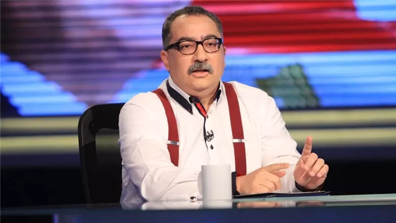 الإعلامي إبراهيم عيسى ينتقد تصريحات «مدبولي» حول خفض الدين