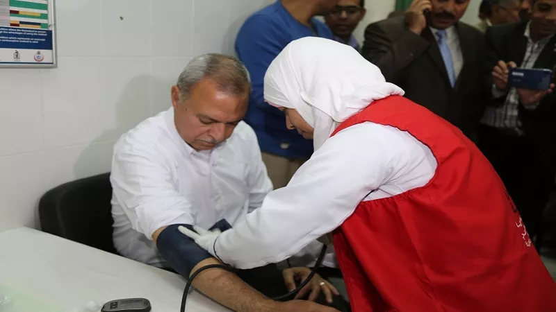 كاتبة صحفية: الإعلام يلعب دورا توعويا بشأن مخاطر الأمراض المزمنة| فيديو