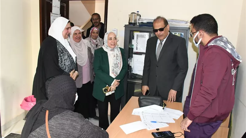 جامعتا قناة السويس والإسماعلية تطلقان قافلة طبية بالقنطرة شرق