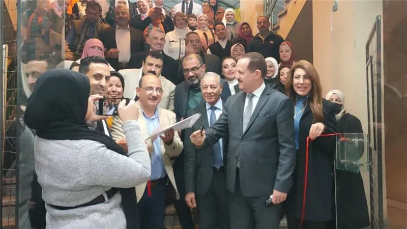 افتتاح معرض «تلاقي الأجيال» للخط العربي بمكتبة القاهرة الكبرى