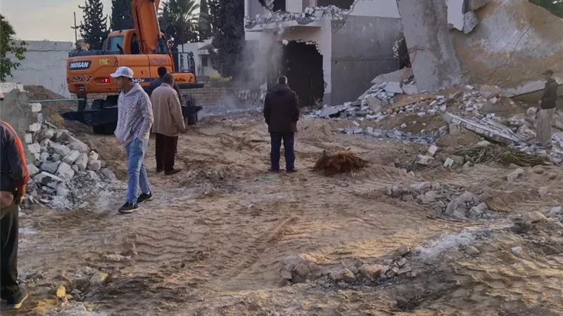 محافظ الإسكندرية يشدد على رؤساء الأحياء بالتعامل الحاسم مع أي مخالفات