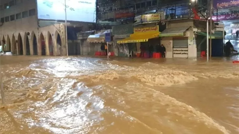 سيول الأردن تكشف الوجهين المتناقضين للطبيعة|فيديو