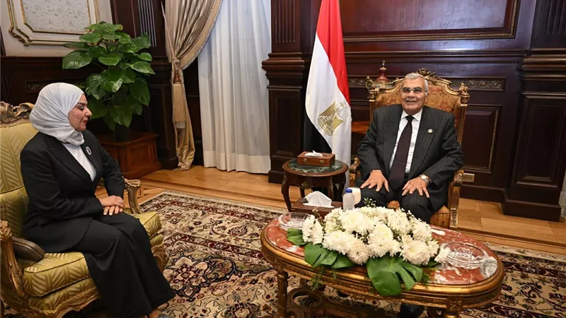 رئيس الشيوخ يستقبل سفيرة البحرين ويؤكد عمق الشراكة البرلمانية