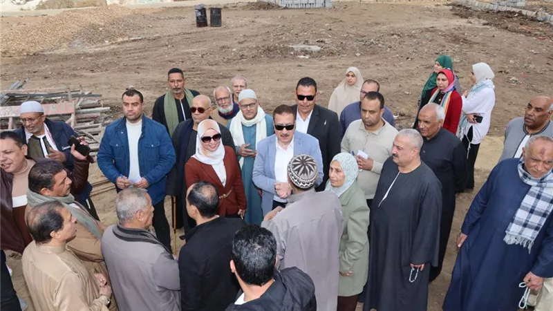 محافظة المنوفية يتفقد مشروعات خدمية بـ64 مليون جنيه بتلا والبتانون