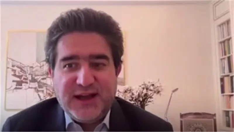 محلل سياسي: ترامب لم يحسم قراره بشأن العمل العسكري ضد إيران