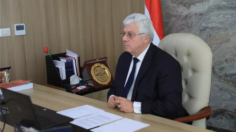 وزير التعليم العالي يهنئ البابا تواضروس الثاني بعيد الميلاد المجيد 