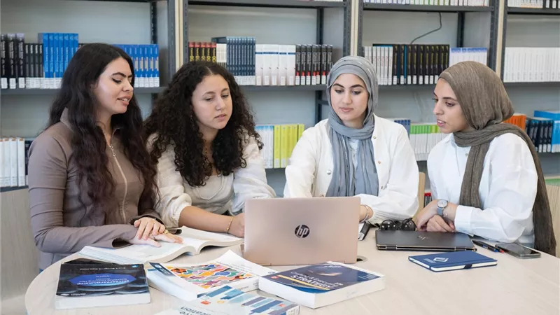 جامعة مصر للمعلوماتية تنافس جامعات العالم في ألعاب التفكير الاستراتيجي