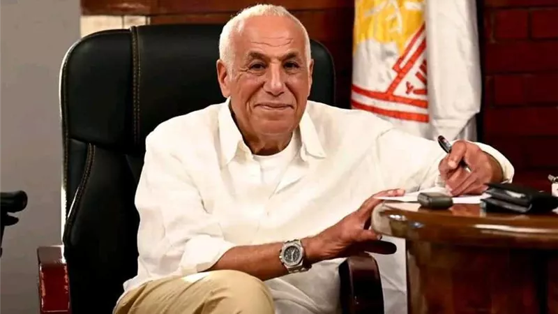 مستند|تامر عبدالحميد يكشف حصول مجلس الزمالك على قرض بـ200 مليون جنيه
