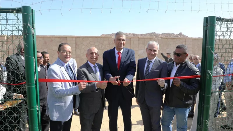 محافظ أسوان يفتتح الملعب الملحق بالأكاديمية العربية للعلوم والتكنولوجيا  