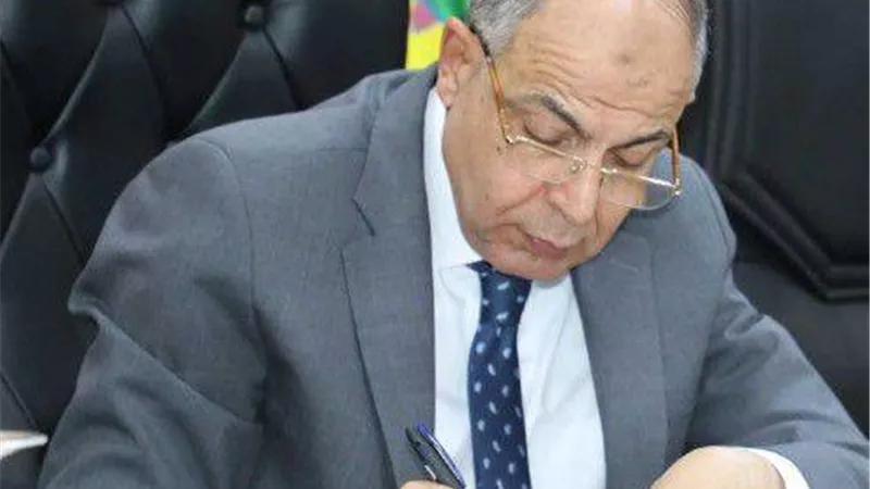 محافظ المنيا يوجه برفع درجة الاستعداد لاستقبال أعياد رأس السنة وعيد الميلا