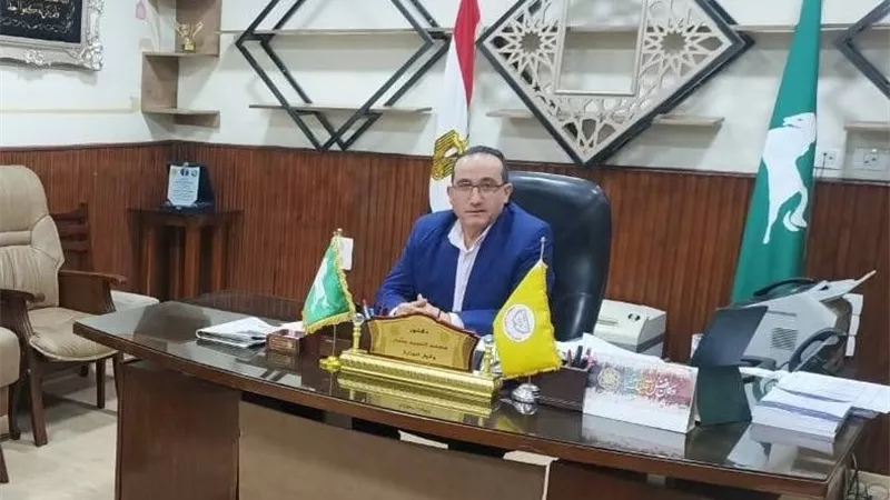 الشعب المصري واحد.. وكيل بيطري الشرقية يهنئ الأخوة المسيحيين بعيد الميلاد
