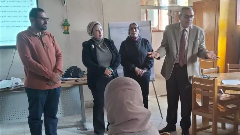 تعليم بني سويف الفني يطلق تدريبيًا نوعيًا لتطوير قدرات المعلمين والموجهين