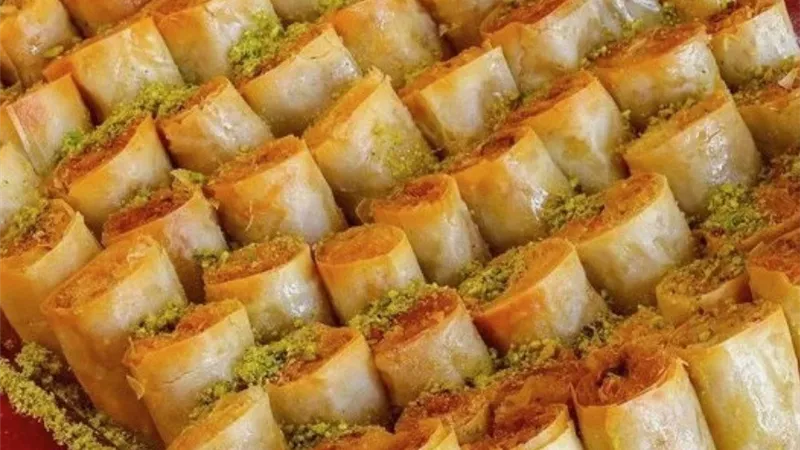 أسهل طريقة لعمل الجلاش الحلو طريًا ومقرمشًا في المنزل
