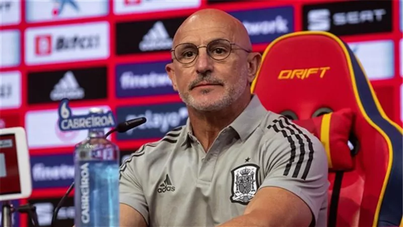 مدرب إسبانيا يحذر الأرجنتين: نلعب من أجل لقب كأس العالم 2026