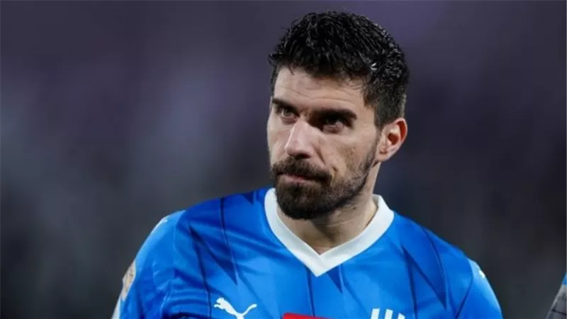 بعد اقتراب رحيله عن الهلال.. مانشستر يونايتد يتحرك لضم روبن نيفيز 