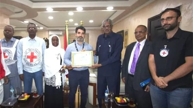والي سوداني يشيد بدور الصليب الأحمر الدولي| تفاصيل