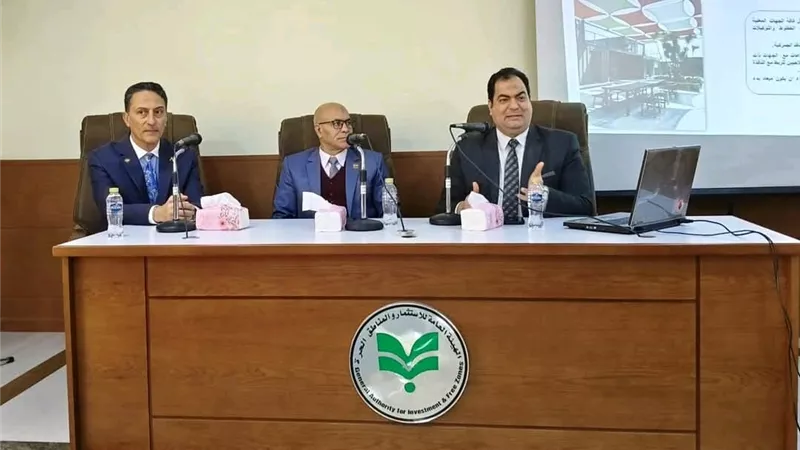 نائبا رئيس مصلحة الجمارك يتفقدان المنطقة الحرة بالإسماعيلية 