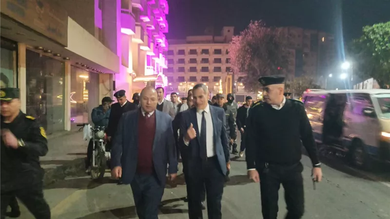 مساعد وزير الداخلية لجنوب الصعيد ومدير أمن الأقصر يتفقدان تأمين الاحتفالات